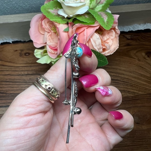 Vintage Costume Silver-tone Blue Flower Brooch - Picture 8 of 17